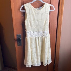 Women’s dress